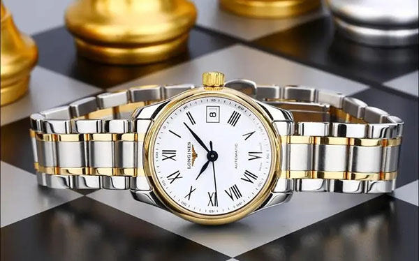 浪琴腕表表盘有划痕应该咋处理（图）